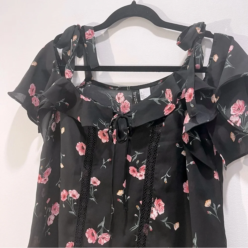 H&M Floral Semi Sheer Dainty Shoulder Tie Flutter Sleeve Summer Front Bow Blouse - Picture 5 of 8